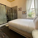 No16 Ada Hotel *