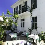 Hotel No16 Ada Prinseneilanden