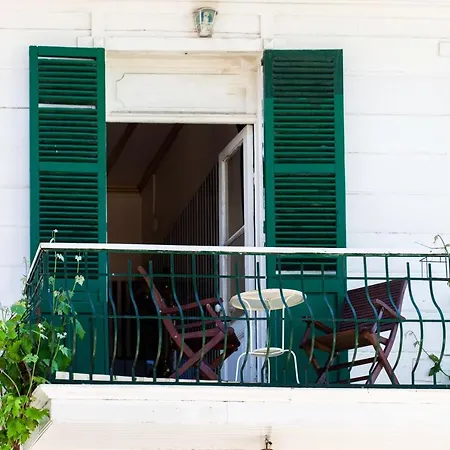 No16 Ada Hotel Prinseneilanden