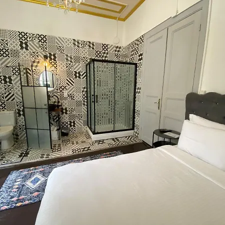 No16 Ada Hotel Adalar