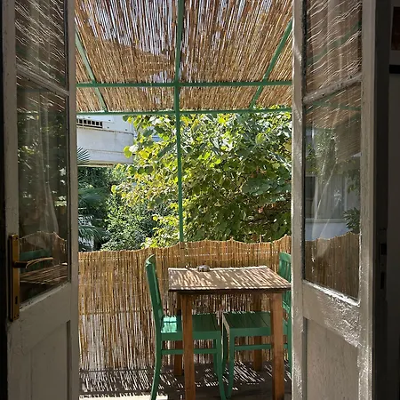 No16 Ada Hotel Adalar